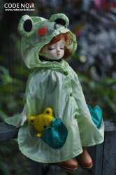 CYD000044 Green Frog Raincoat CYD000044 Green Frog Raincoat